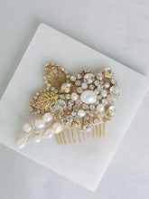
                        
                          Load image into Gallery viewer, FREESIA Opal &amp; Pearl - Hair Comb from Gibson Bespoke
                        
                      
