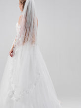 
                        
                          Load image into Gallery viewer, ROSÀ - Ivory Antique Floral Veil from Davie &amp; Chiyo
                        
                      