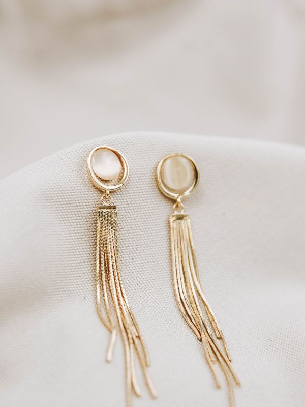 IZZY Cateye Quartz Gold Tassel Earrings