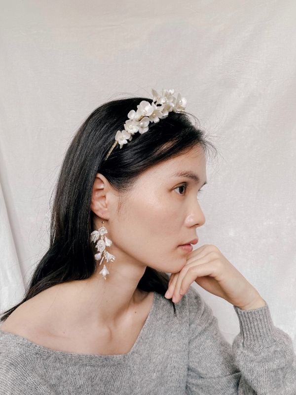 SARAH Floral - Stirnband von Janice Tan