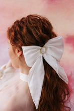 
                        
                          Load image into Gallery viewer, BOWIE Barrette Bow from Elysian
                        
                      